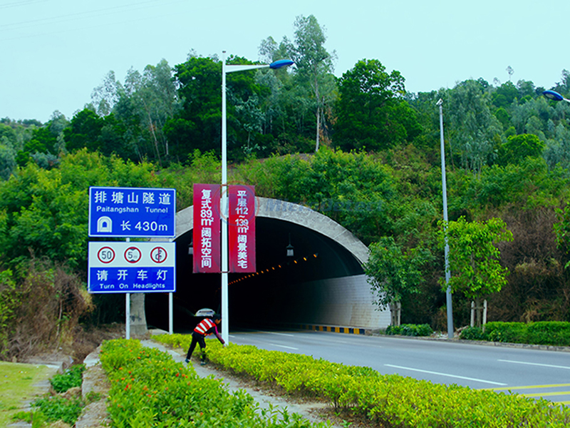 广东深圳排塘山隧道